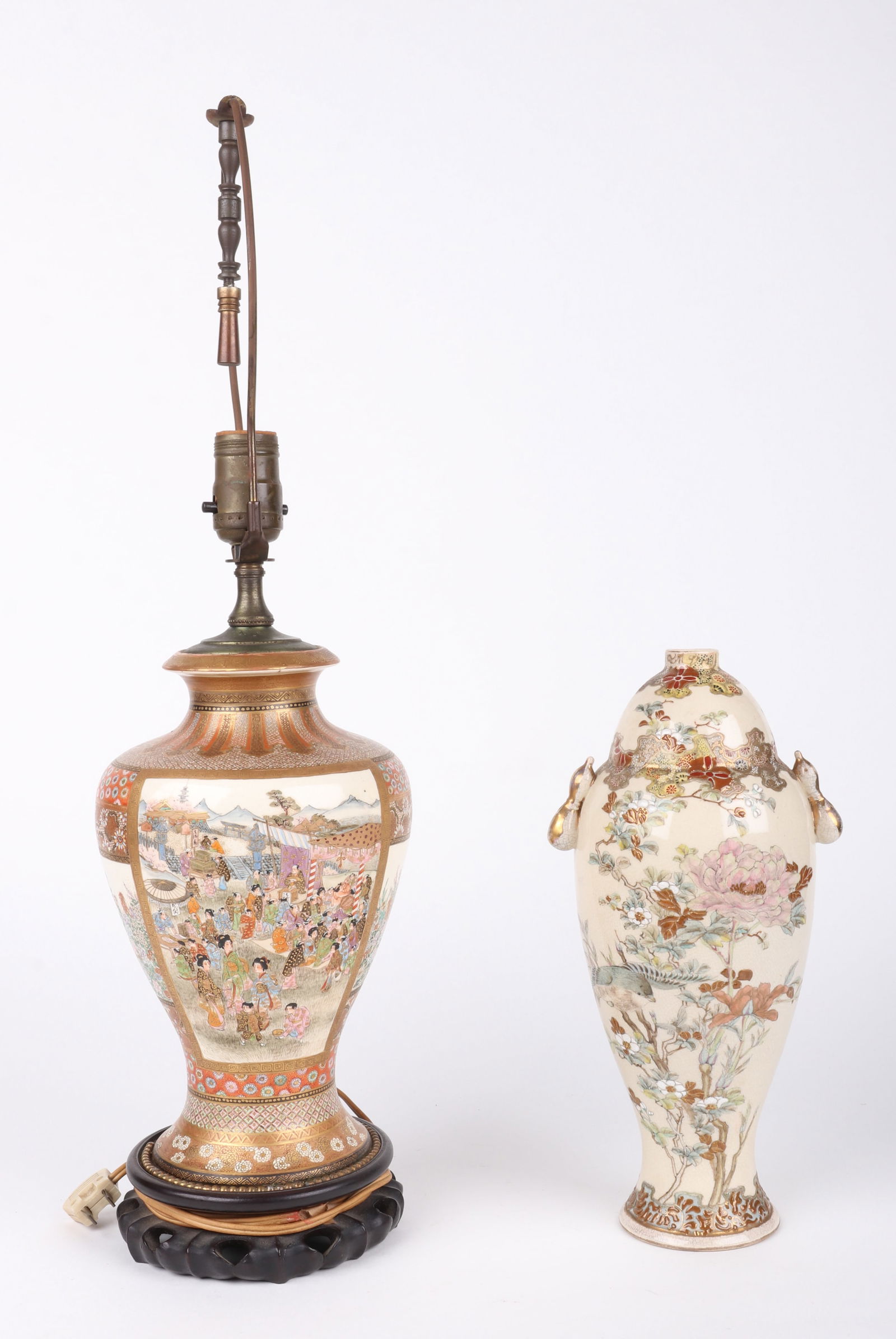 Two Japanese Satsuma Vases (1 of 14)