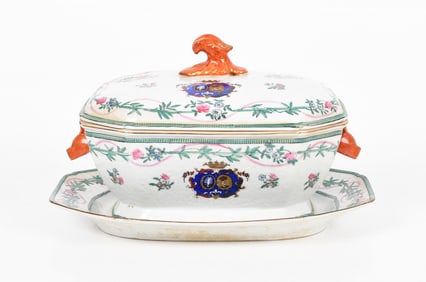 A Chinese Export Style Porcelain Covered Tureen and Stand