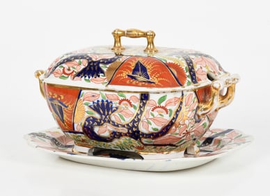 English Imari Pattern Covered Tureen and Stand, 19th Century