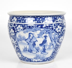 A Chinese Porcelain Blue and White Jardiniere