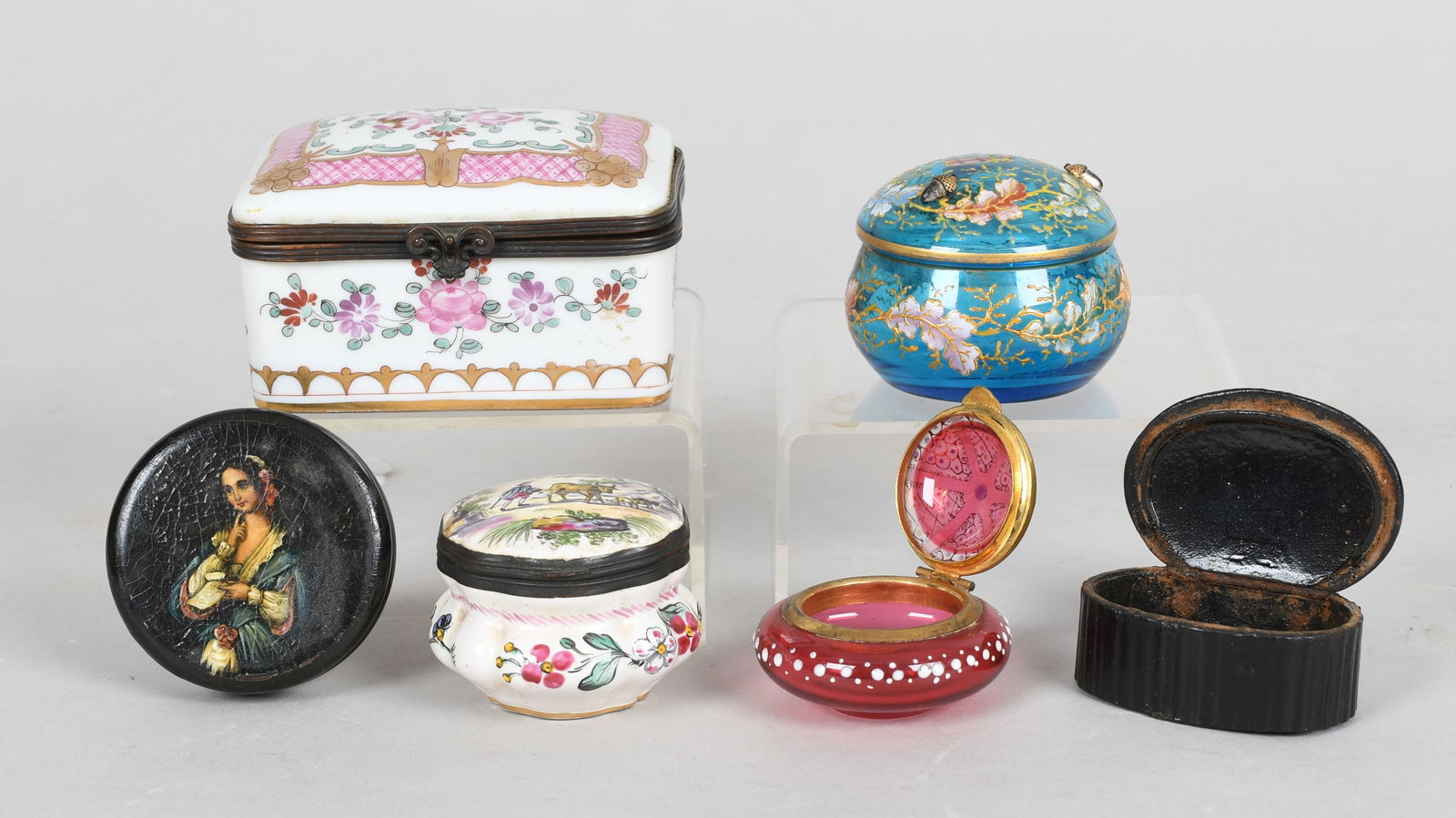 Estate Lot, Glass, Porcelain and Enamel Boxes (1 of 16)