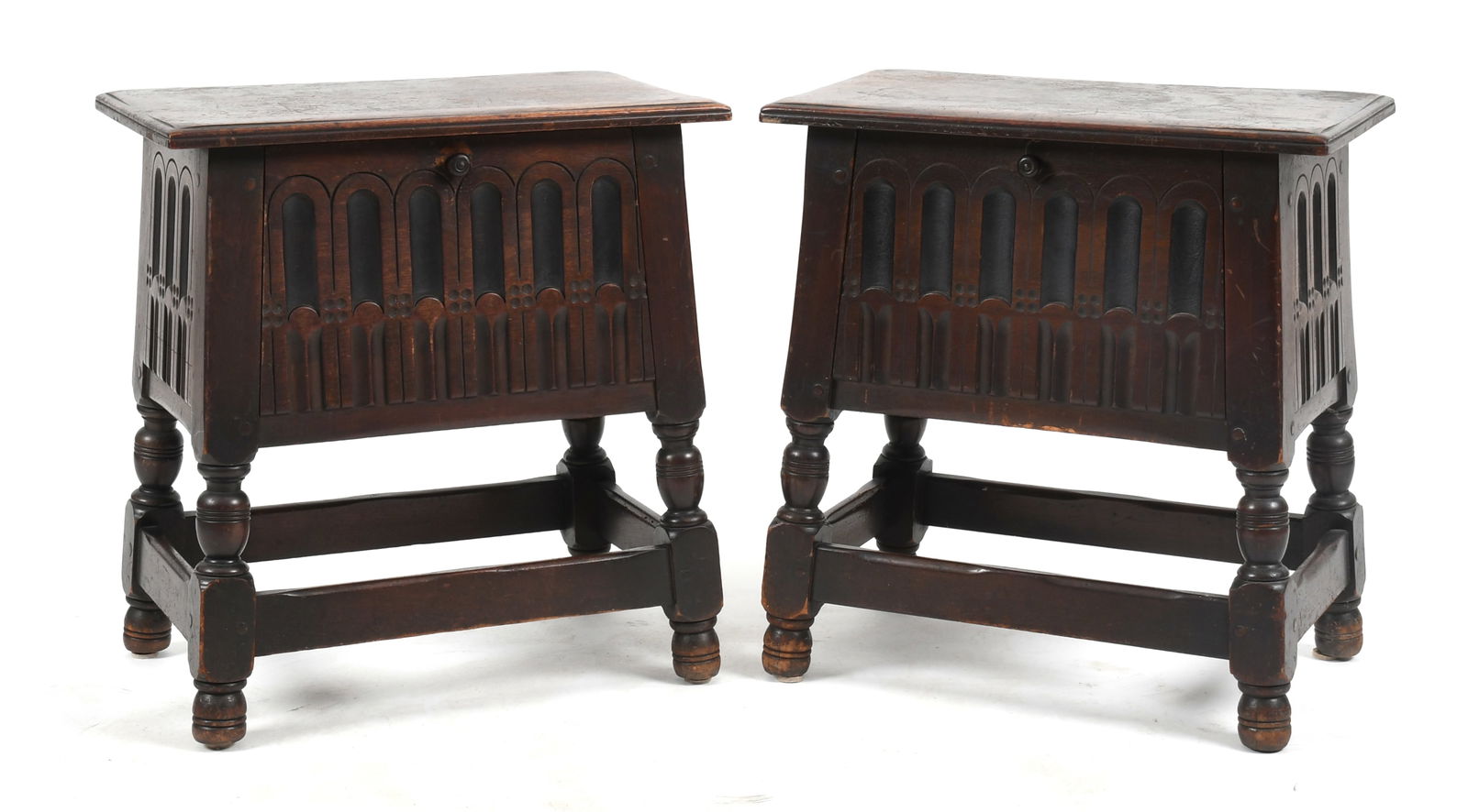 Pair of Kittinger Baroque Style Carved Splay Leg Joint Stools / Cupboards (1 of 7)