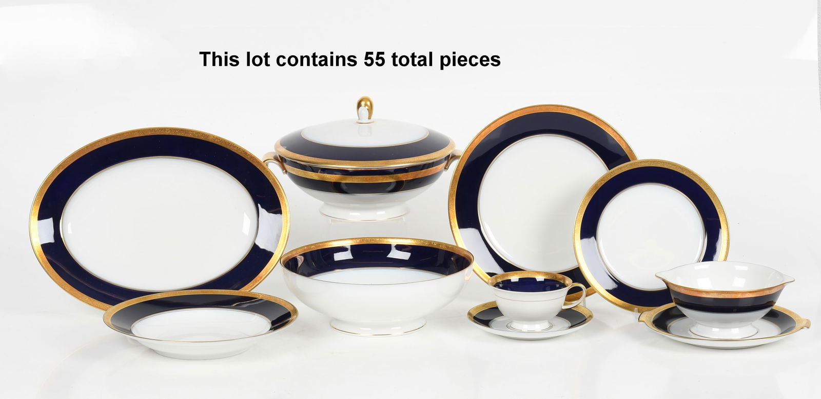 A Partial Porcelain Dinnerware Set, Rosenthal (1 of 8)