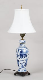Chinese Porcelain Blue and White Covered Vase / Lamp, Qing Dynasty