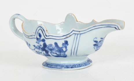 Chinese Export Porcelain Blue and White Sauceboat, 18th Century