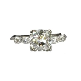 Art Deco Platinum 1.90ct Old Mine Cut Diamond Ring