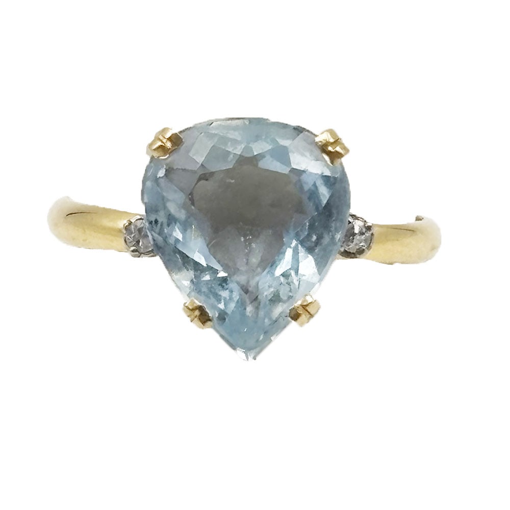 18K Heart Shape Aquamarine and Diamond Ring (1 of 3)
