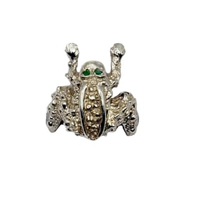 14K white gold Frog Ring