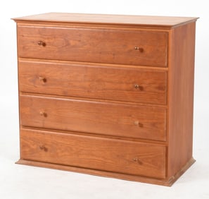 Thomas Moser Shaker Style Cherry Chest of Drawers, Auburn, Maine, Dated 2005