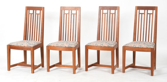Four Thomas Moser Arts and Crafts Style Cherry Dining Chairs, Dated 2001