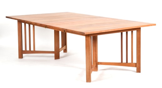 Thomas Moser Arts and Crafts Style Cherry Extension Dining Table, Dated 2001