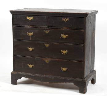 New England Black-Painted Maple Queen Anne Chest of Drawers, 18th Century: A New England Black-Painted Maple Queen Anne Chest of Drawers, 18th Century The rectangular top with applied molding above two short drawers, over three graduated long drawers, molded base, raised on
