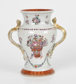 A Chinese Porcelain Urn, Qianlong Period