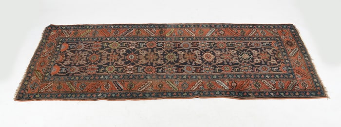 Persian Runner, Early 20th Century, 9ft 8in x 4in