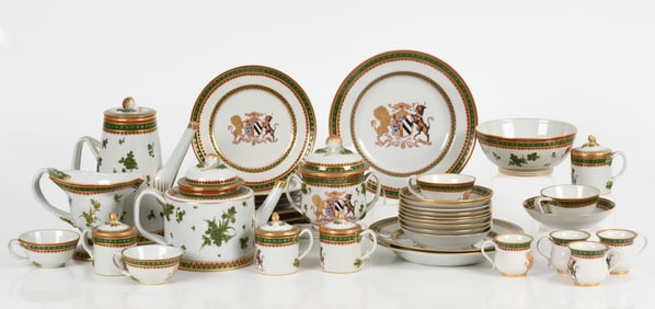 Samson Porcelain Armorial Part Dinner Service in the Chinese Export Taste