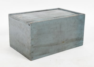 Large American Blue-Painted Pine Slide Lid Box, Early 19th Century