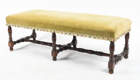 Baroque Style Carved Walnut Turned Window Bench, Late 19th / Early 20th Century