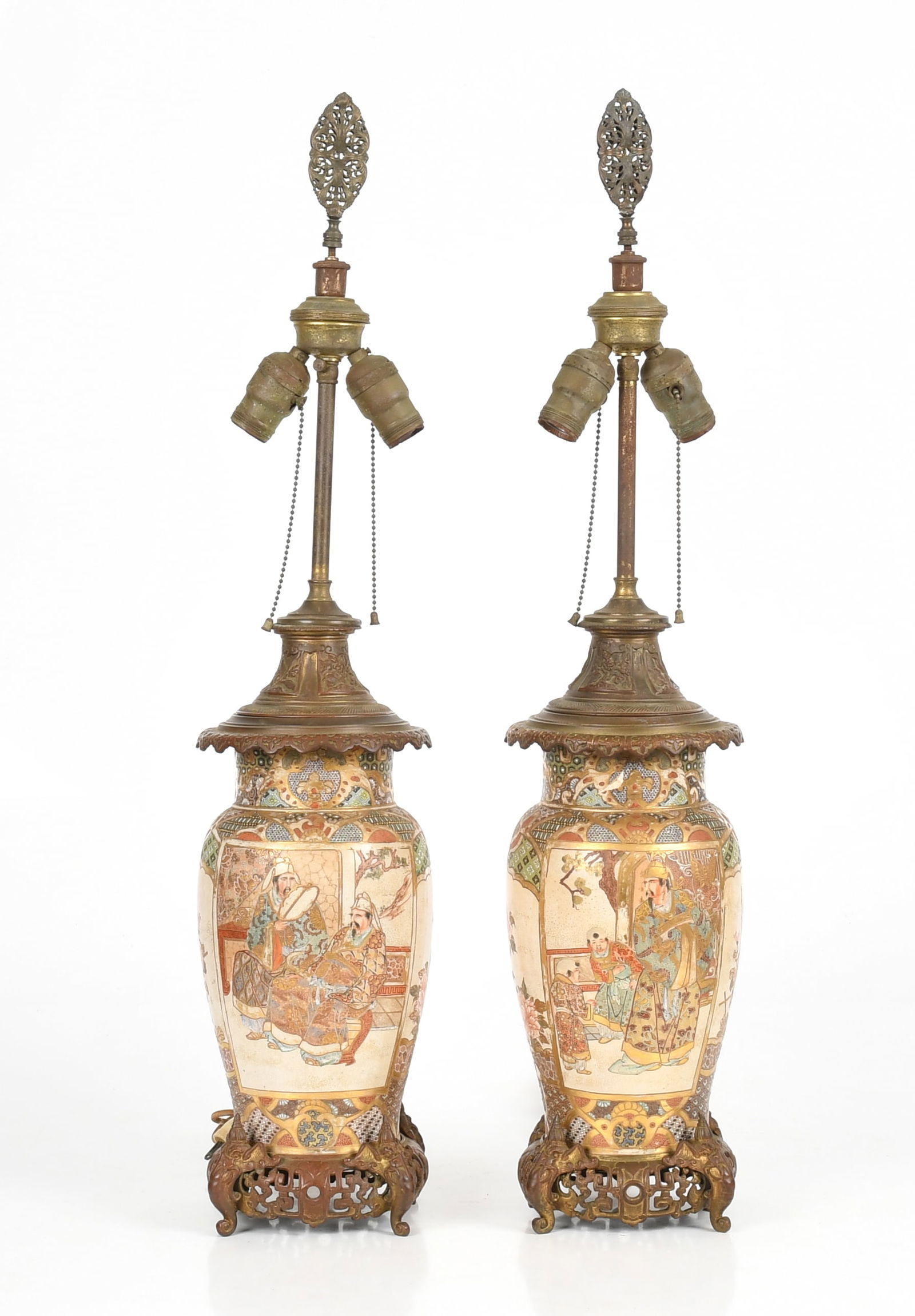 A Pair of 19th Century Japanese Satsuma Lamps (1 of 11)