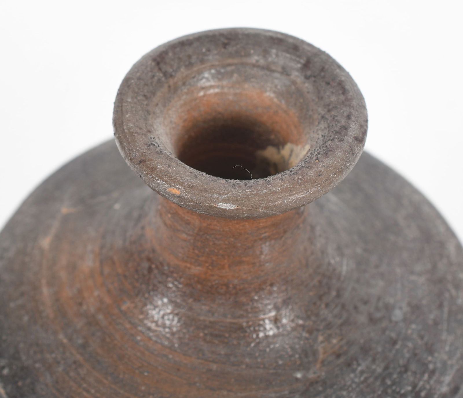 A Bizen Ware Studio Pottery Sake Bottle - 2