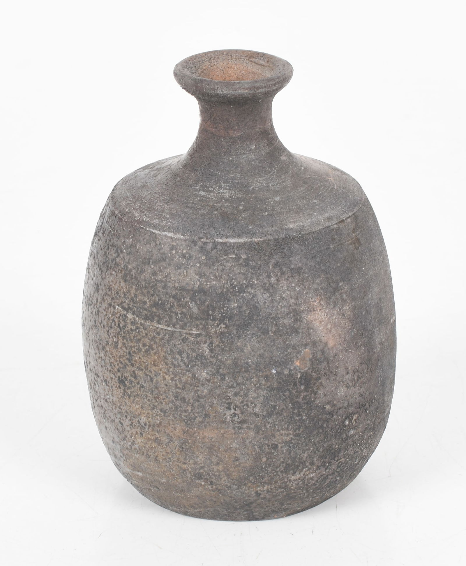 A Bizen Ware Studio Pottery Sake Bottle - 4