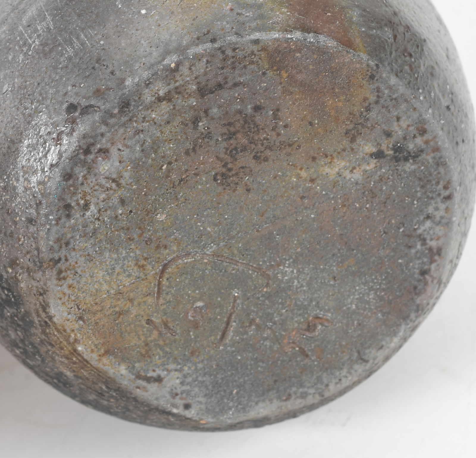 A Bizen Ware Studio Pottery Sake Bottle - 5