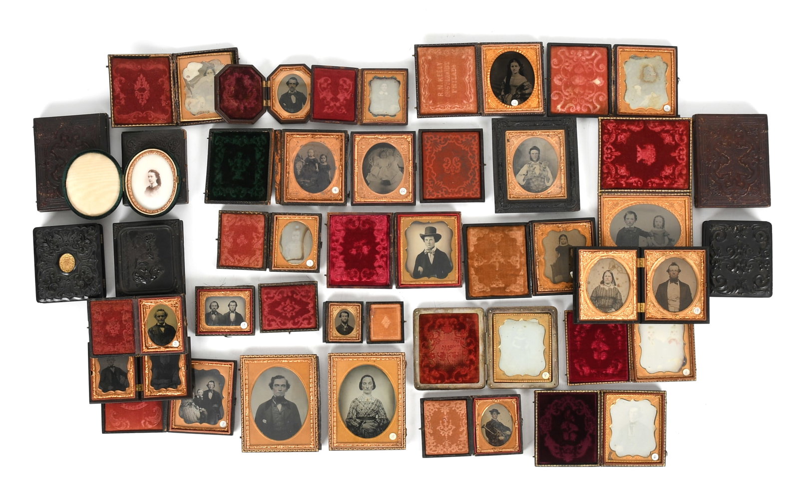 A Collection of Cased/Framed 19th Century Photographs (1 of 17)