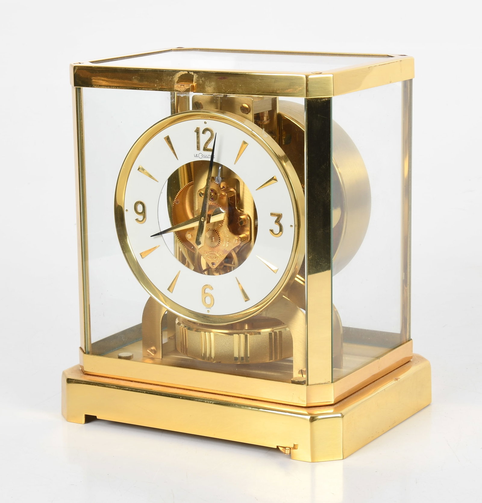Jaeger-LeCoultre Atmos Mantel Clock: Jaeger-LeCoultre Atmos Mantel Clock, c. 1970-1980 Caliber 528. Brass and glass case, perpetual 15-J movement powered by atmospheric bellows. Signed on movement and underneath case. 