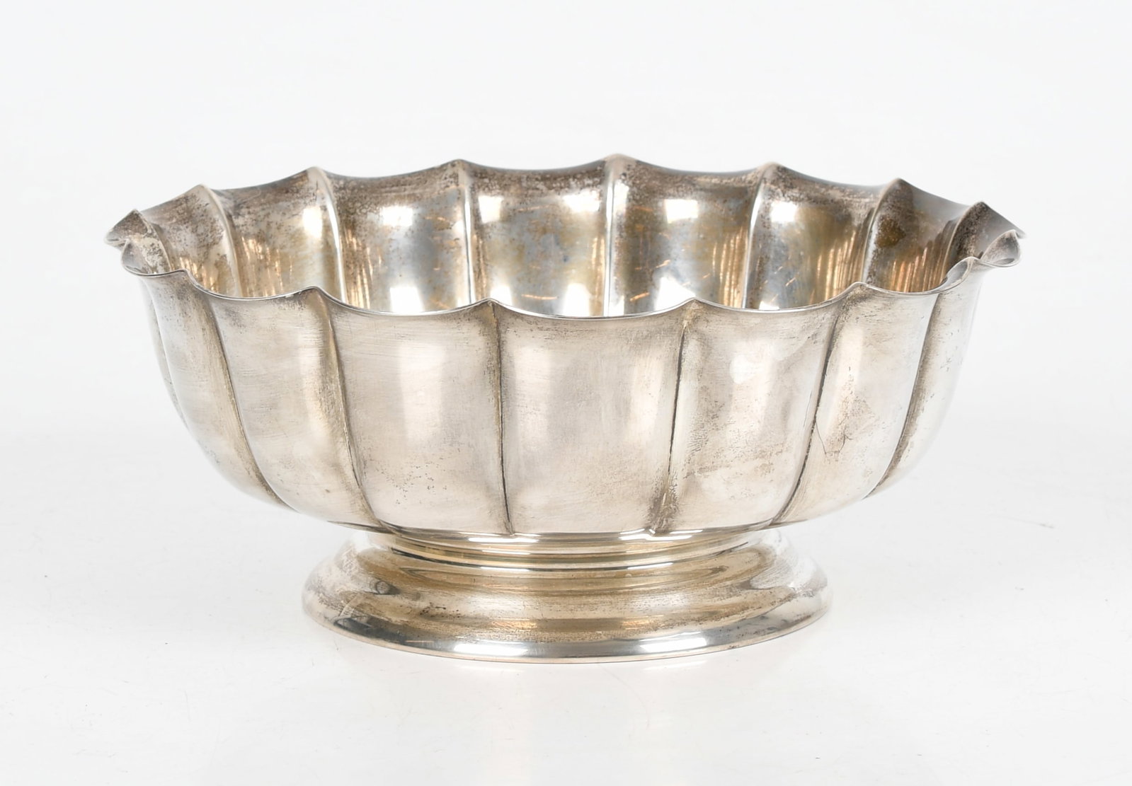 An American Sterling Silver Footed Bowl, Marked For Reed & Barton, 20th Century (1 of 3)