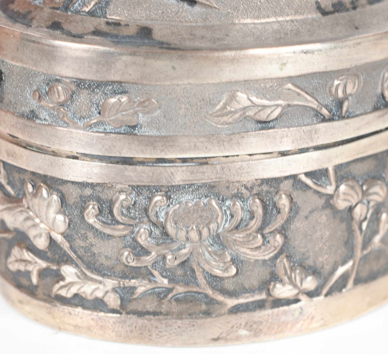 A Chinese Export Silver Box - 5