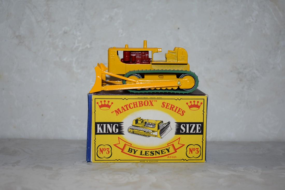Matchbox: Matchbox King Size K3; caterpillar D9 bulldozer