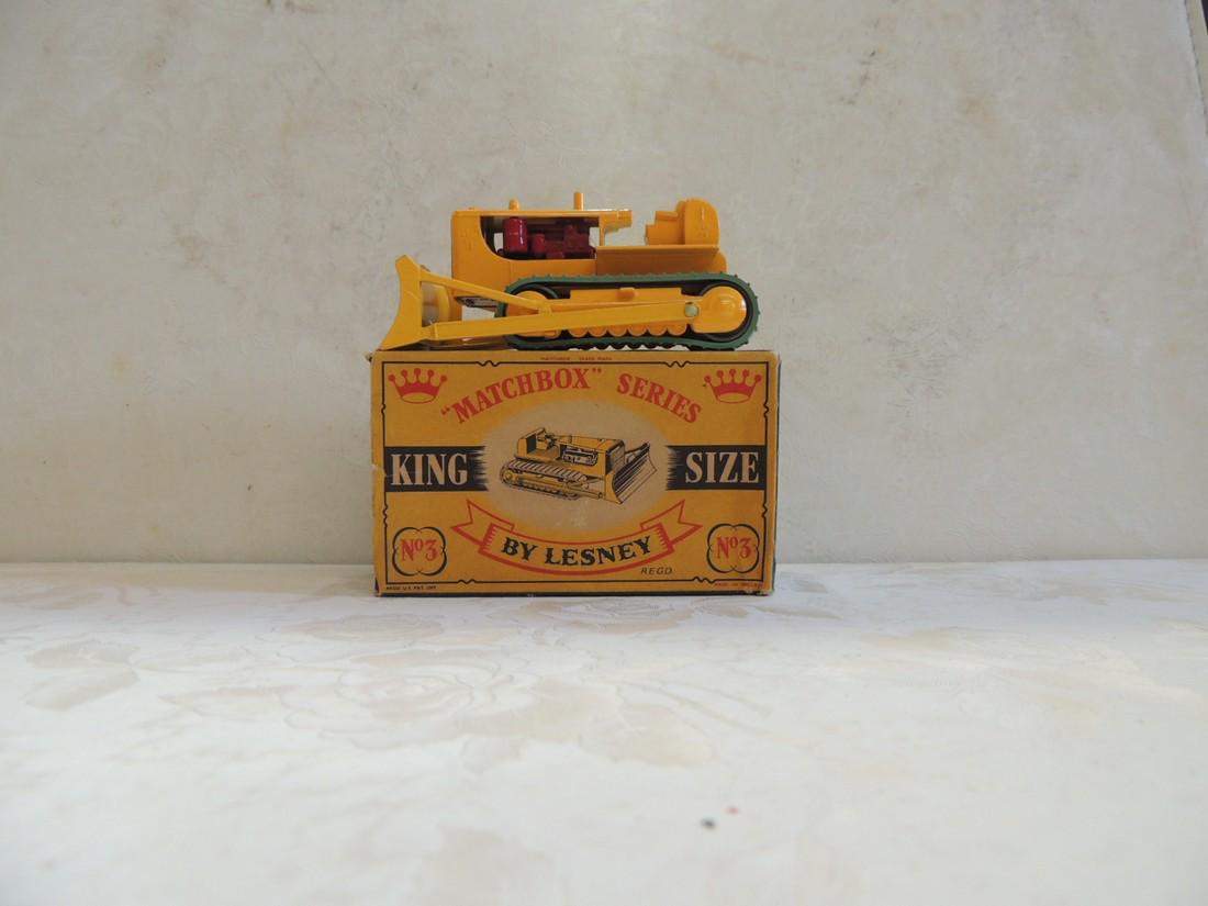 Matchbox: Matchbox King Size K3; caterpillar D9 bulldozer