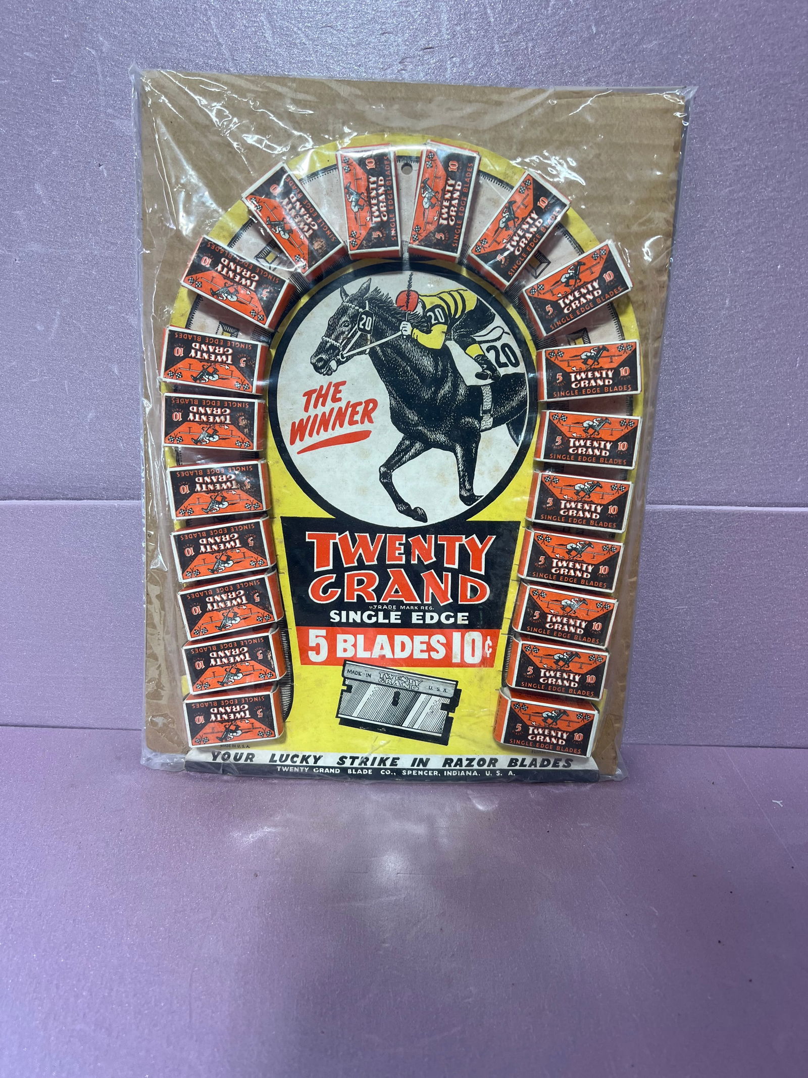 Vintage NOS  Razor Blade Display (1 of 2)