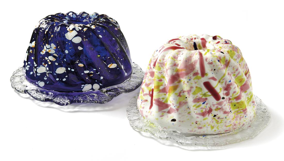 Roubícková, Miluse—Zwei Glasobjekte in Gugelhupfform (1 of 1)