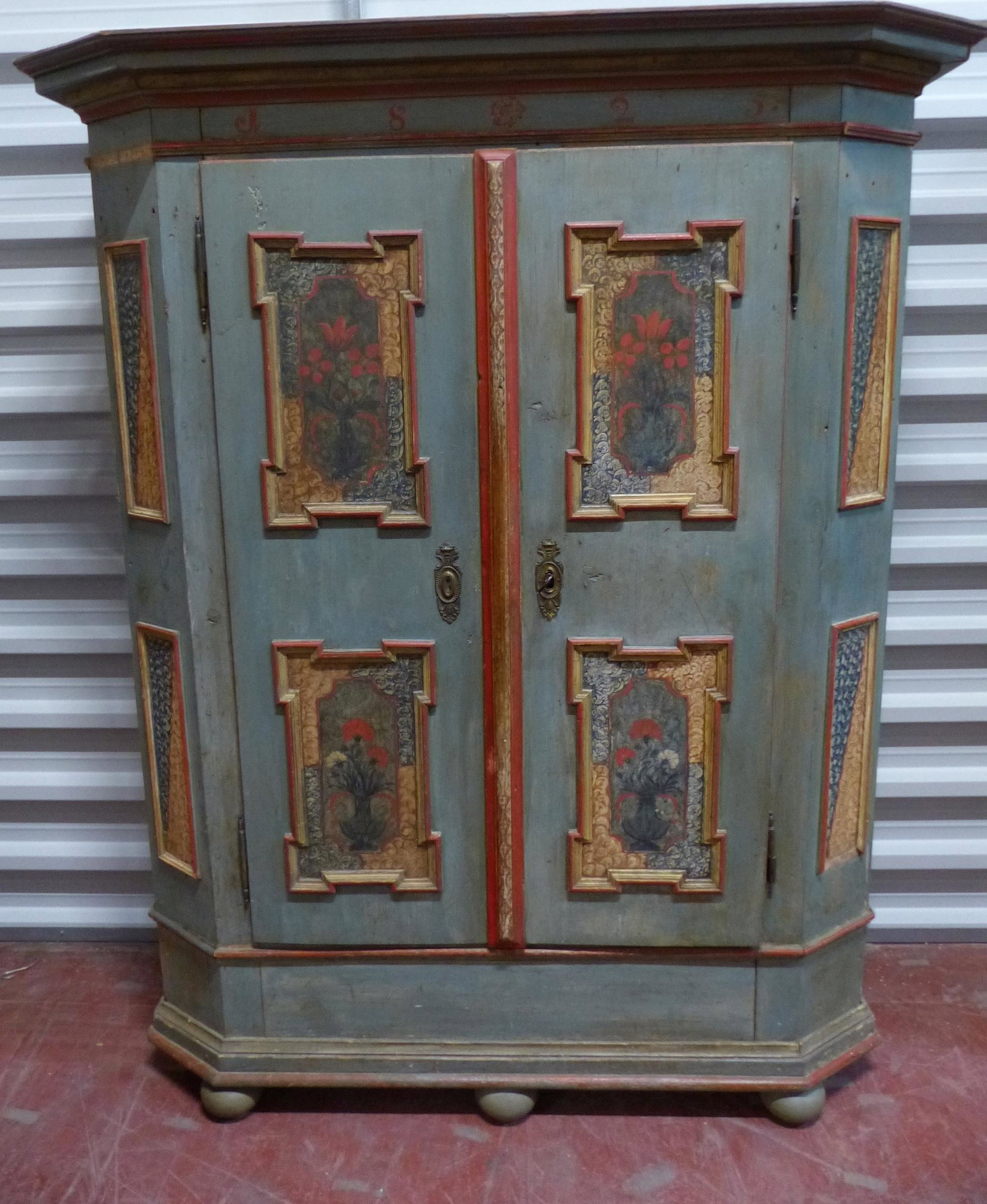 Bemalter Bauernschrank, Sueddeutschland, A. 19. Jh. (1 of 8)