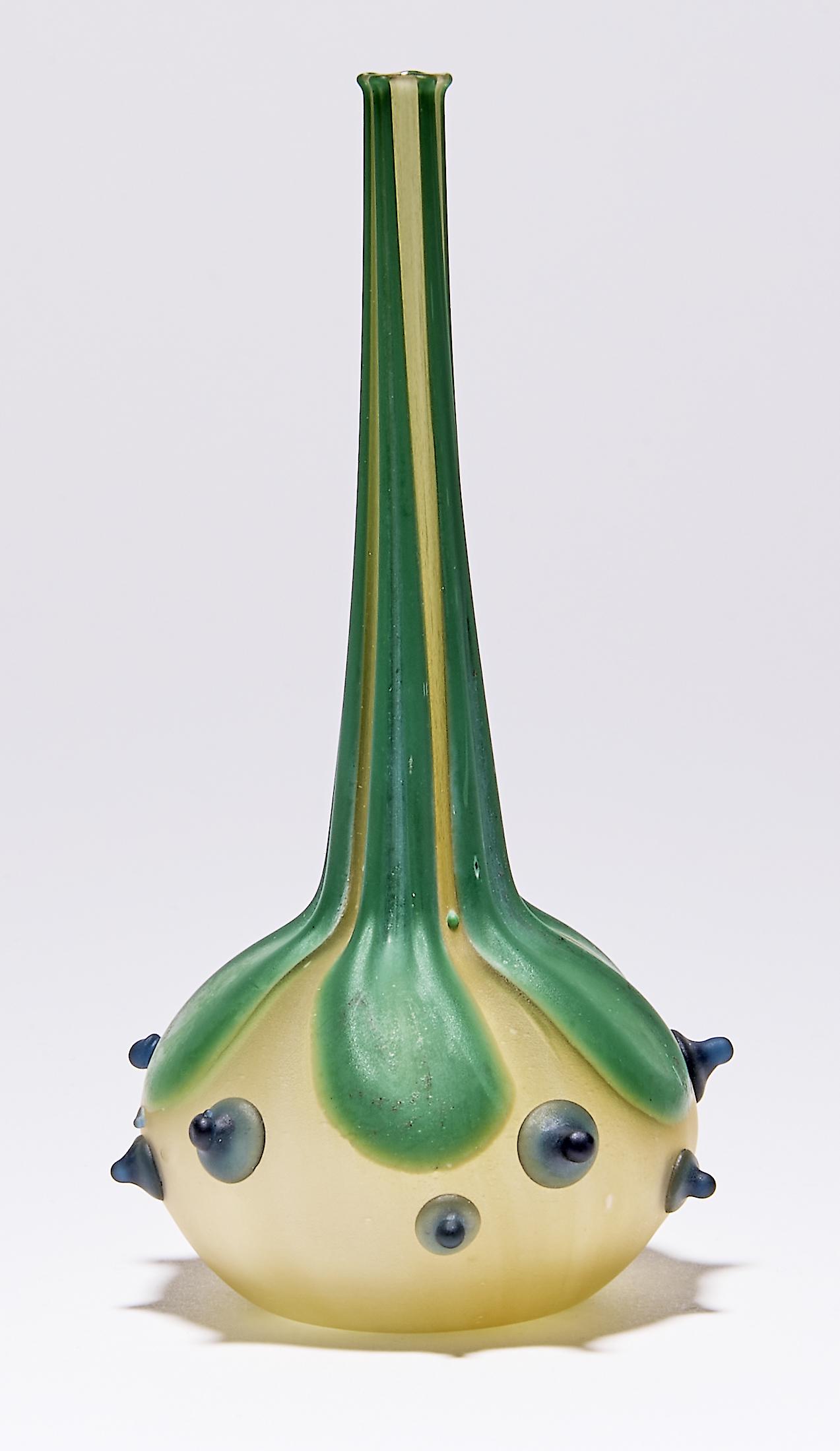 Kleine Berluze aus der Serie ''Vases Bijoux'', Verreries Schneider, Epinay-sur-Seine - 1918-20 (1 of 1)