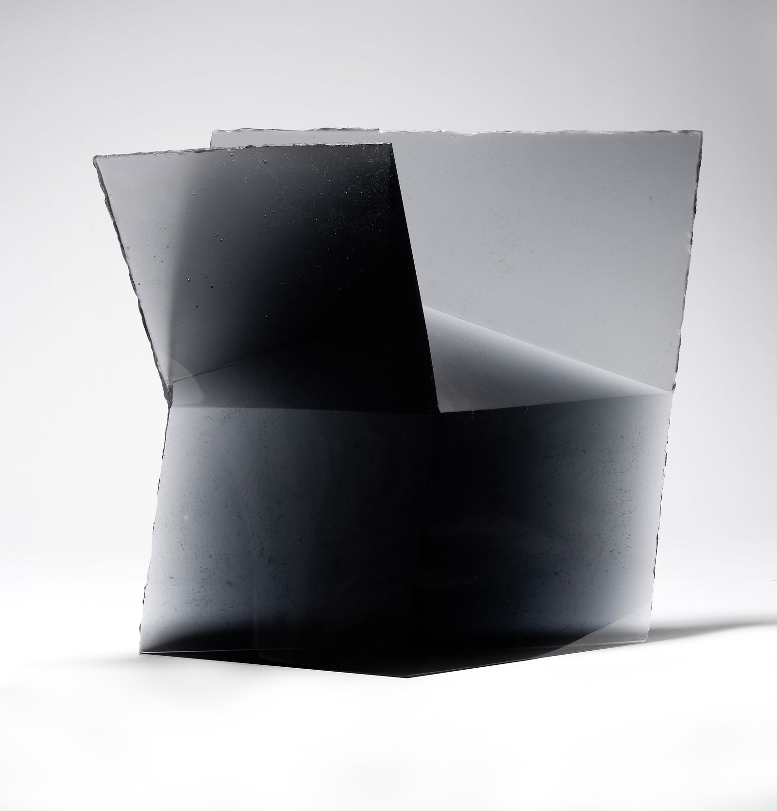 BrychtovÃ¡, Jaroslava & Stanislav LibenskÃ½: Kantiges Glasobjekt (1 of 1)