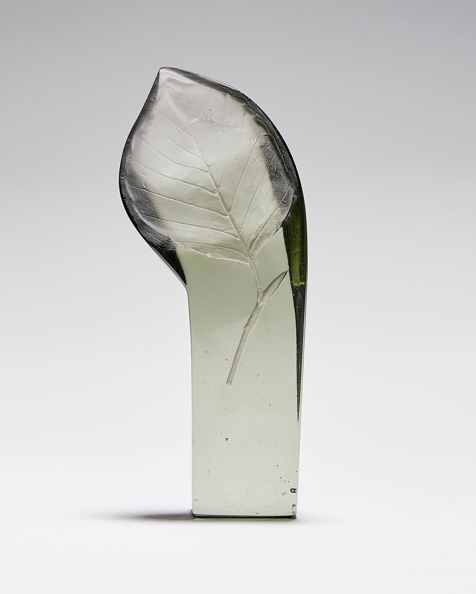 AdensamovÃ¡, Blanka: Kleine Blattskulptur (1 of 1)