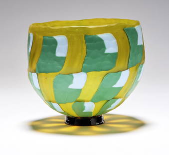 Tsuchida, Yasuhiko: ''Funtime's Cup'': Tsuchida, Yasuhiko - ''Funtime's Cup'' (born 1969 in Osaka, working in Murano) Bellied over an attached round foot. Yellow glass with fused coloured glass plates in opaque green with light blue, arran