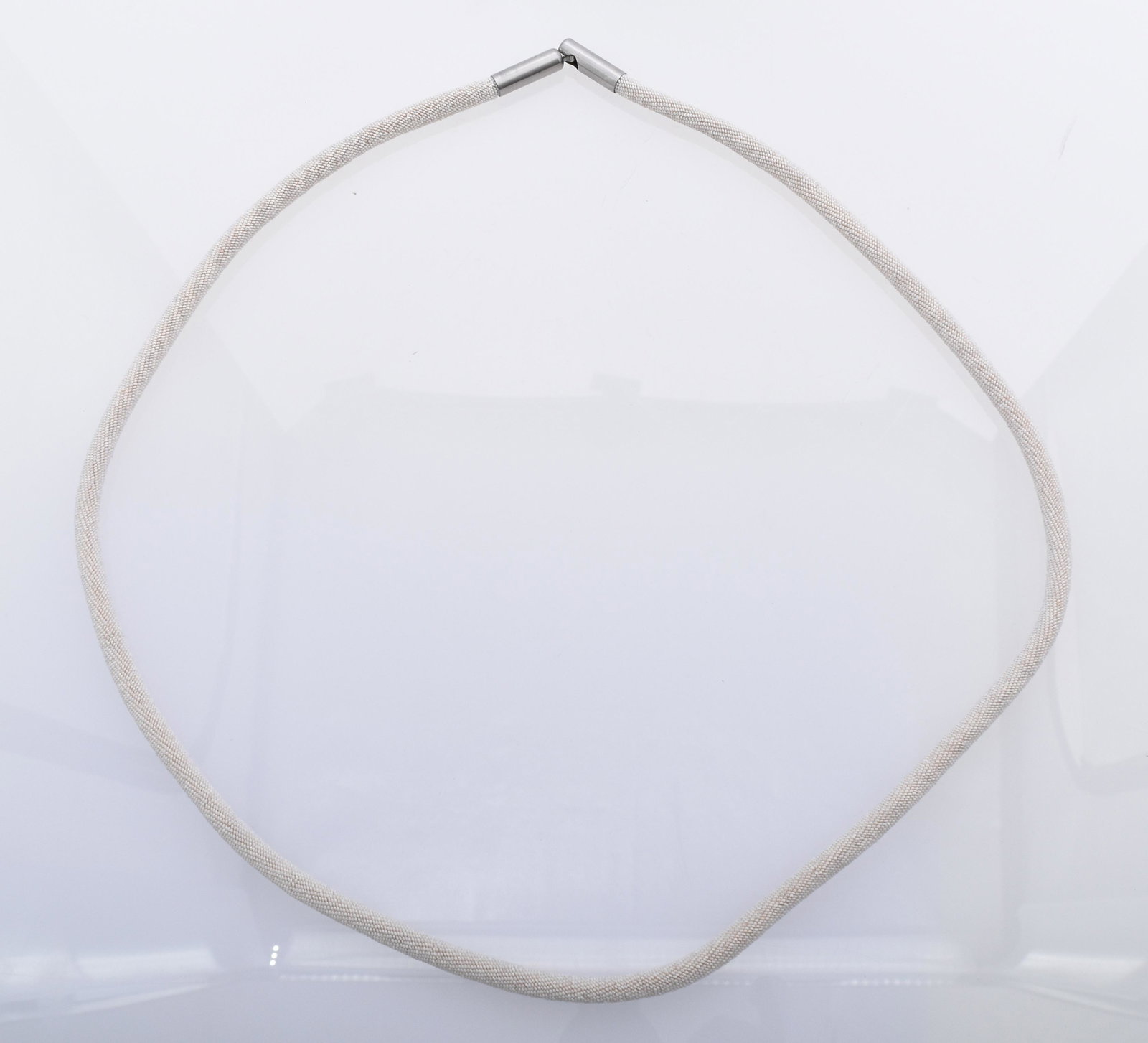 Lillie, Jacqueline IrÃ¨ne, Lange Halskette (1 of 3)