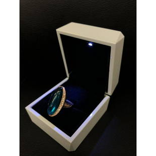 Ladies Rose Gold Ring With Mounted Green Semi Precious: A Ladies Rose Gold Ring With Mounted Green Semi Precious Stone. Comes in White Enameled LED Ring Box. View Photos For Details. Â