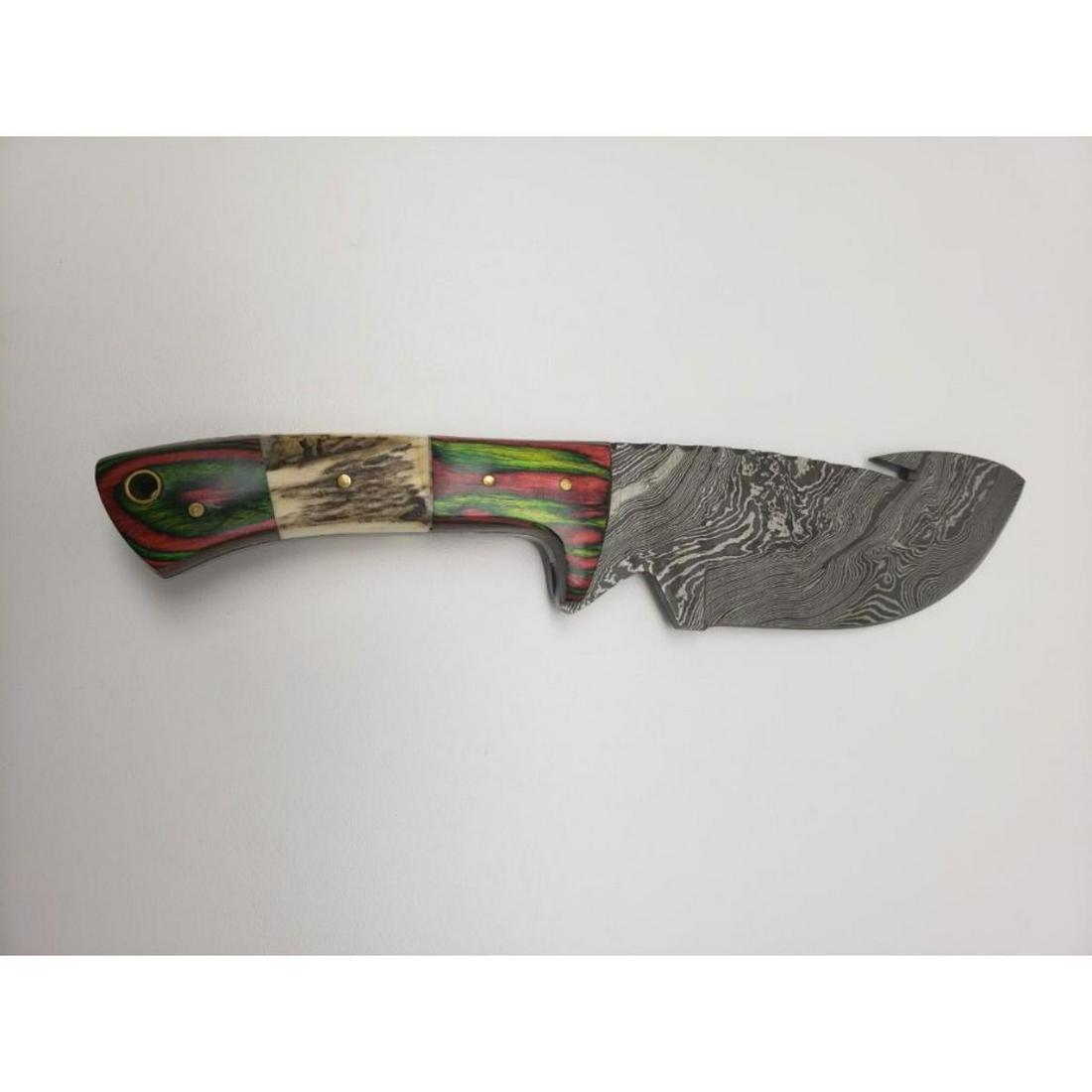 Wood And Alabaster Handle Damascus Full Tang Hunting: 9 1/2 Inch Long Wood And Alabaster Handle Damascus Full Tang Hunting Tool Featuring A Nessmuk Blade With Gut Hook And Stitched Leather Sheath. View Photos For Further Details.