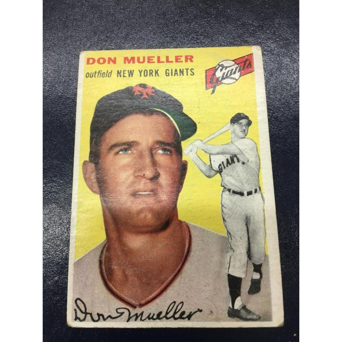 1954 Topps Don Mueller #42 Baseball Card: A 1954 Topps Don Mueller #42 Baseball Card That Has A Facsimile Autograph From The 1950's. Great Card To Add To Any Collection. View Photos For Further Details.
