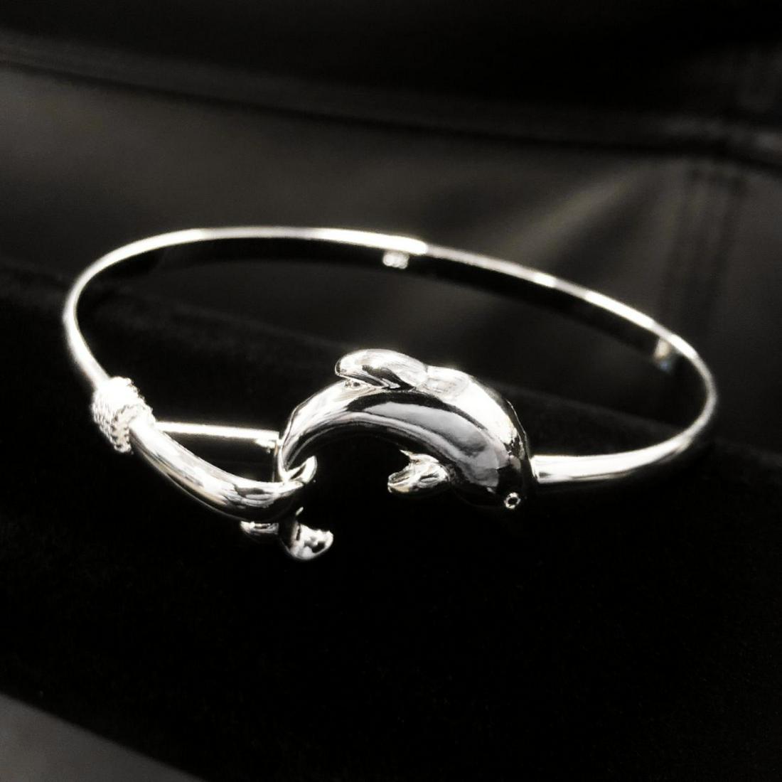 Ladies 925 Sterling Silver Dolphin Bangle (1 of 4)