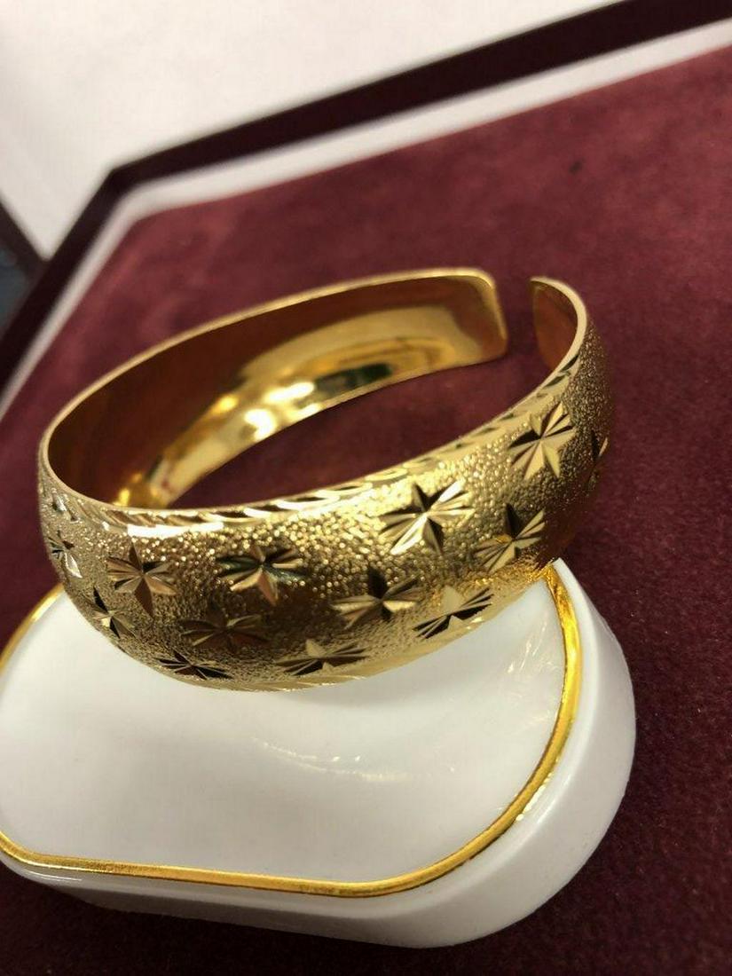 Ladies Clover Carved 24K Gold Filled Bangle (1 of 4)