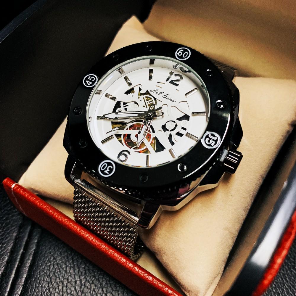 Mens L.A. Banus Blackjack King Deep White Dial: Mens L.A. Banus Blackjack King Deep White Dial Stainless Steel Shark Mesh Band. A Clever Design In Men's Skeleton Genre Watches Demonstrating & Displaying Visable German Engineering Through Th