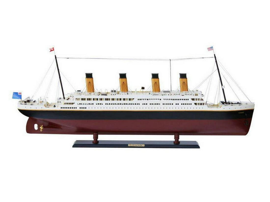 RMS Titanic Model Cruise Ship 40": RMS Titanic Model Cruise Ship 40" Proud and majestic, these historically accurate scale cruise ship models are a marvelous tribute to the grandest cruise ship of her age and the most famous ocean
