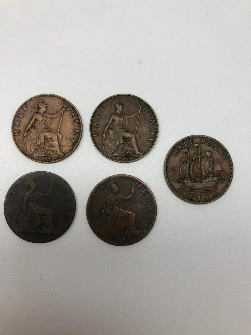 Lot Of 5 1880-1909 United Kingdom Half Penny Coins: Lot Of 5 1880-1909 United Kingdom Half Penny Coins. A Variety Of Coins Ranging From 1880-1909. View Photos For Further Details.