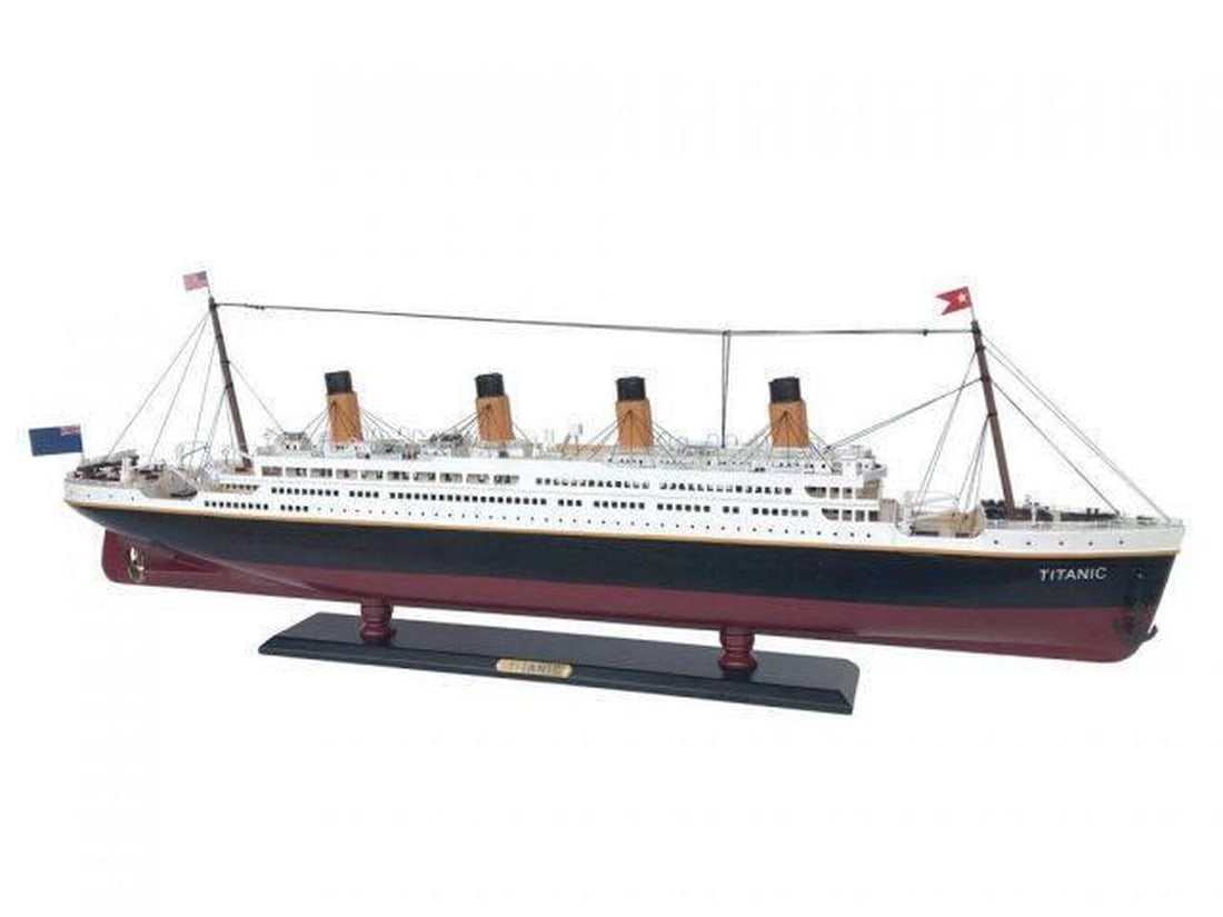 RMS Titanic Model Cruise Ship 40": RMS Titanic Model Cruise Ship 40" Proud and majestic, these historically accurate scale cruise ship models are a marvelous tribute to the grandest cruise ship of her age and the most famous ocean