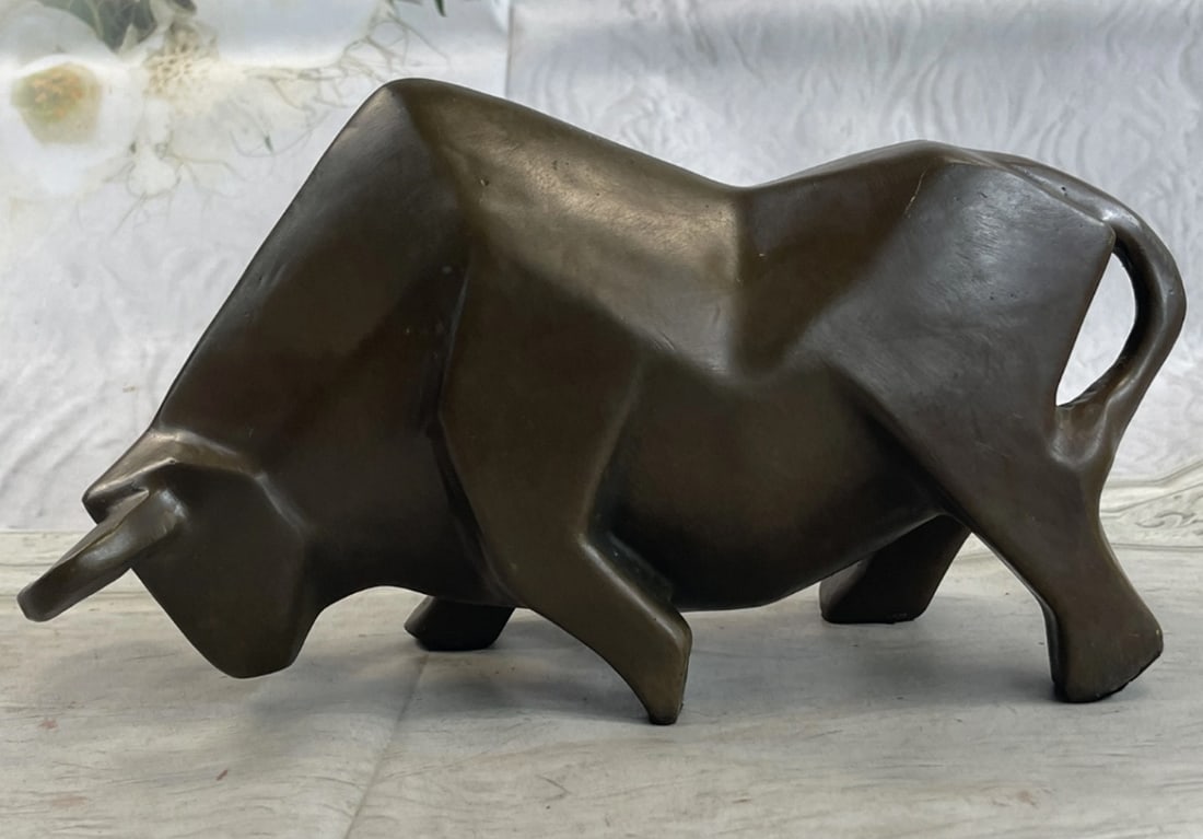 Modern Abstract Bronze Bull Sculpture: Modern Abstract Bronze Bull Sculpture This is a great take on Botero's work depict an abstract large bull. The exaggerated portions of the bull make it an abstract gift for any bull o