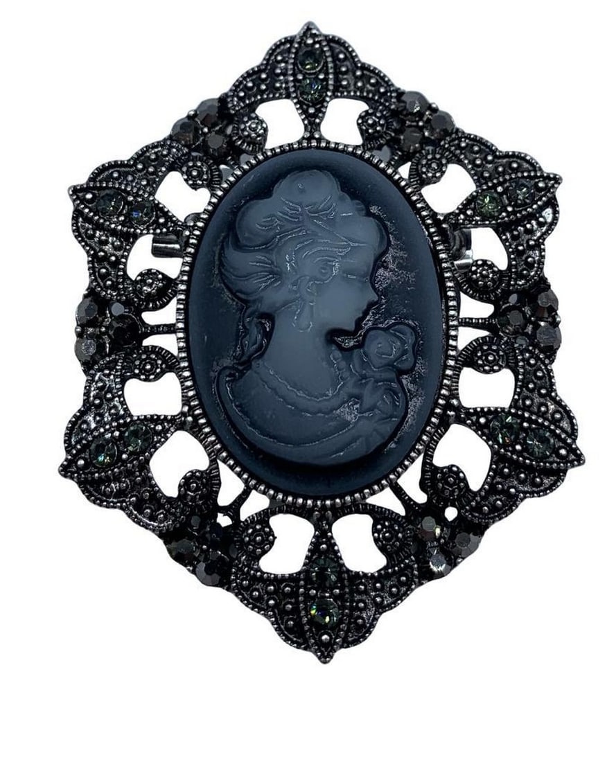 Crystal Rhinestones Queen Cameo Red And Gold Vintage Brooch